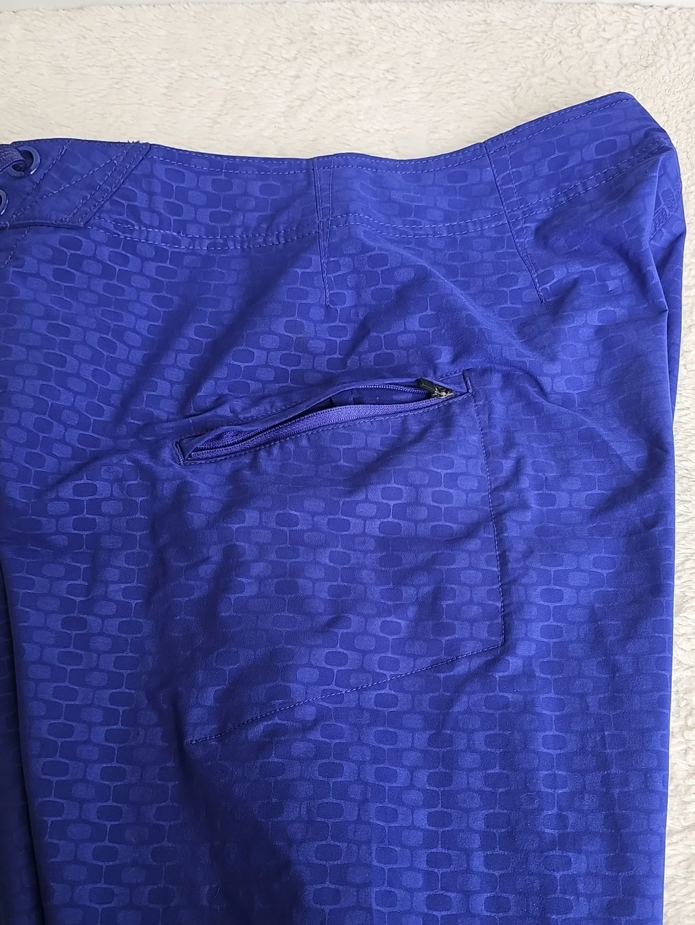 Oakley Men’s Blue Graphic Print Board Shorts Swim Trunks Size 28